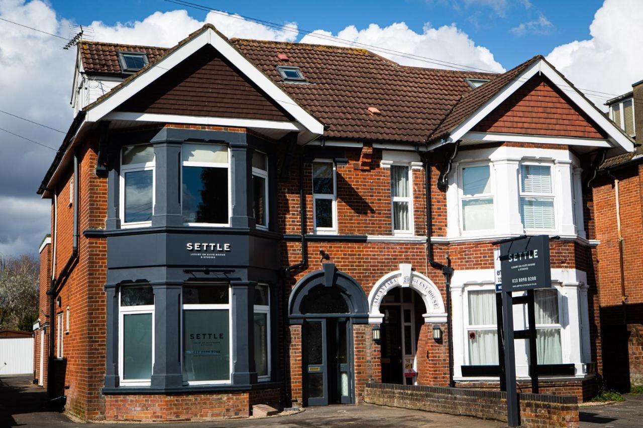 Settle Southampton - Stylish Self Check-In Rooms & Self Catering Suites Zewnętrze zdjęcie