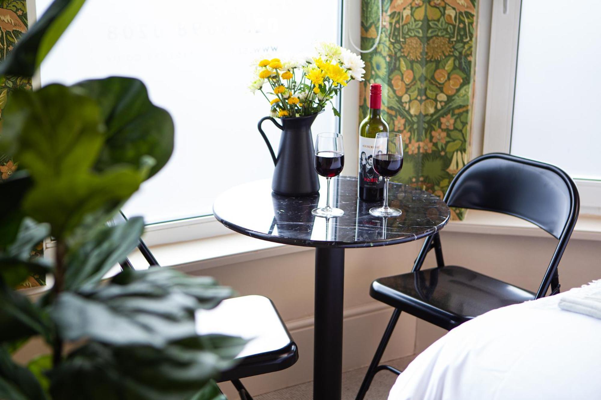 Settle Southampton - Stylish Self Check-In Rooms & Self Catering Suites Zewnętrze zdjęcie